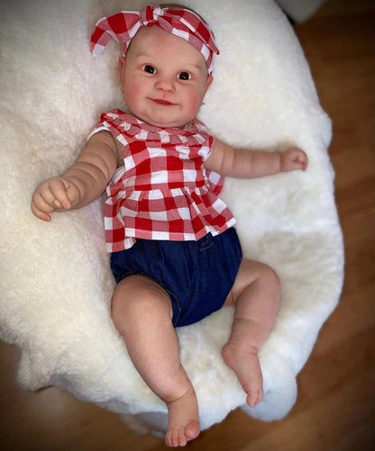Bambola Reborn da 60 cm con corpo morbido e occhi aperti vestiti a quadri rossi-Maddie