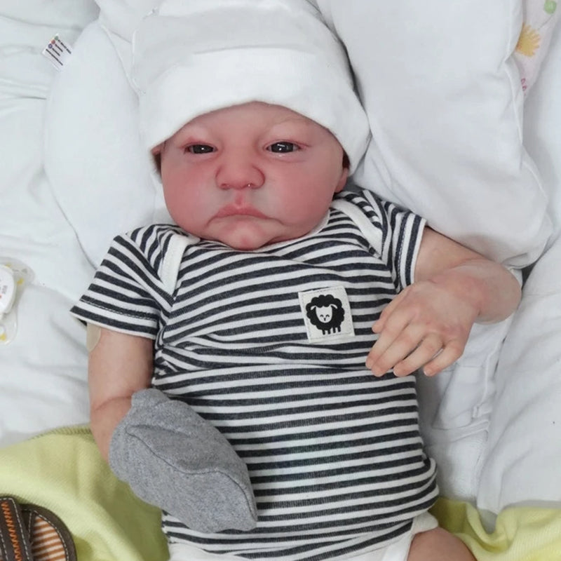 Mabel 18 Inch Lifelike Open Eyes Reborn Boy Doll