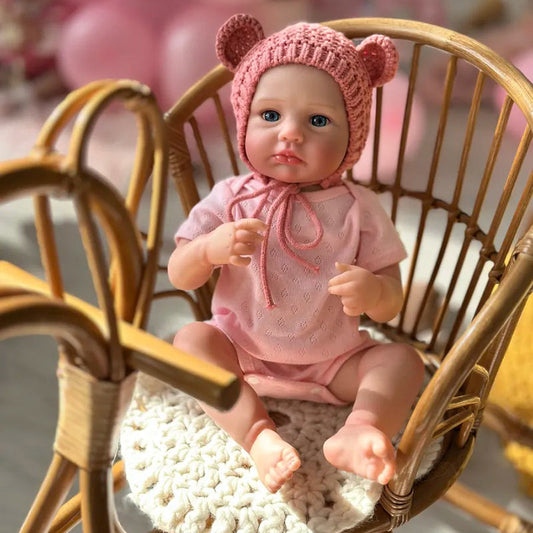 Bambina reborn Loulou da 20 pollici con occhi azzurri e cappello rosa
