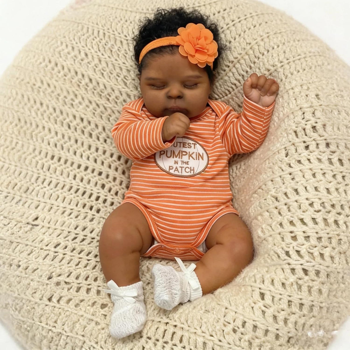 19 pollici realistica occhi chiusi pelle scura reborn bambina-Peaches