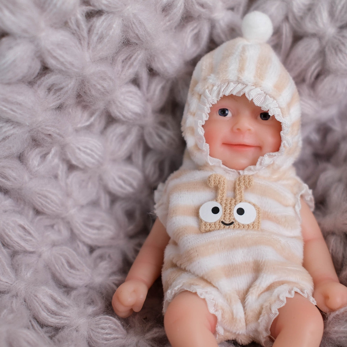 Bambola Reborn in Silicone Mini da 6 pollici con Occhi Aperti - Ragazza - Sebastian