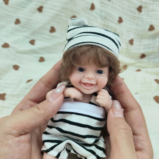 Bambola Reborn Mini Smile da 6 pollici ragazzo - Yannik