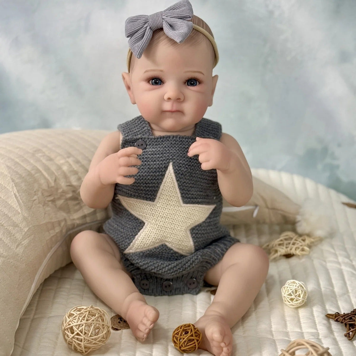 45cm Lifelike Vinyl Body Bettie Reborn Baby Girl in Gray Star Clothes