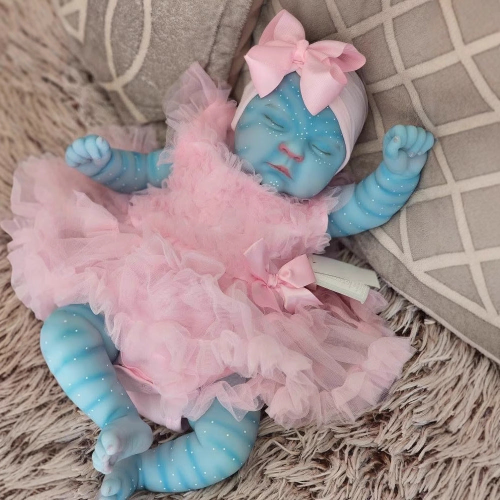 Avatar di Reborn Baby con occhi chiusi di Peaches da 19 pollici in abito rosa