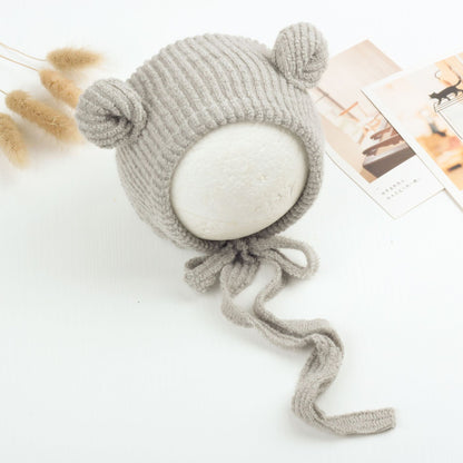 Cappello con paraorecchie a punta in pelliccia di coniglio multicolore